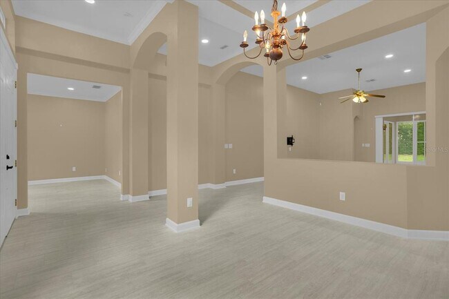 Building Photo - 1043 Via Como Pl
