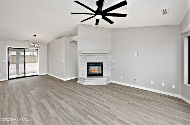 Building Photo - 7343 Pinnacle Pass Dr