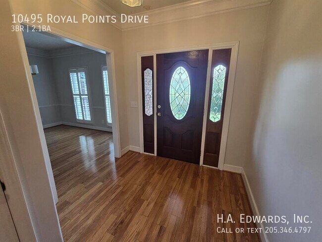 Foto del edificio - 10495 Royal Points Dr