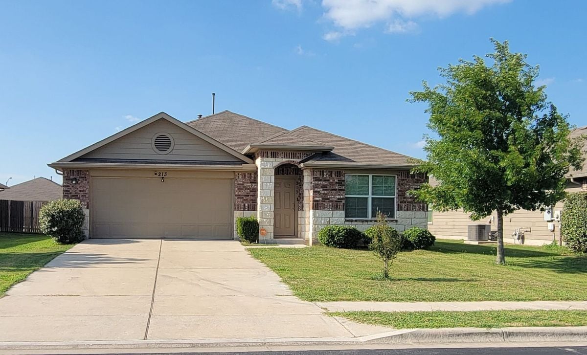 Primary Photo - 213 Camellia Dr