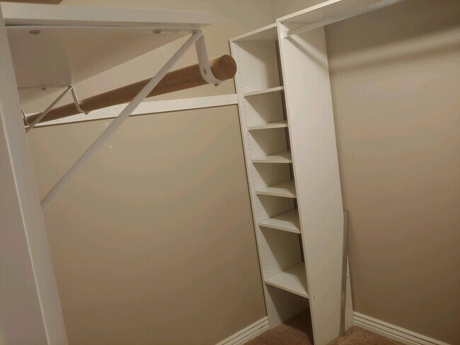 Foto del edificio - 1024 Shadow Point Dr