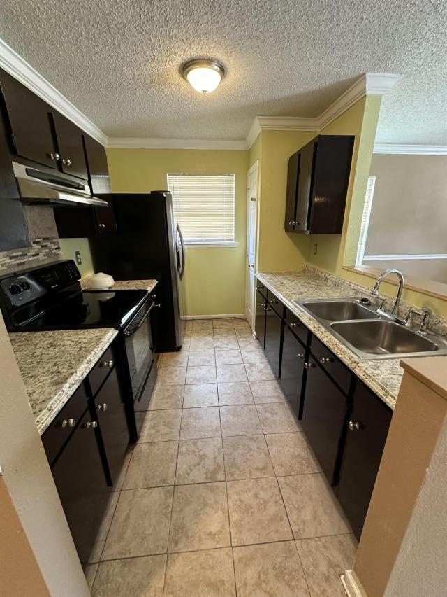 Building Photo - 4 bedroom in Jacksonville FL 32209