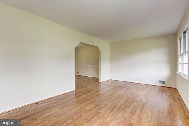 Foto del edificio - 7008 Wick Ln