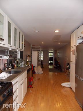 Building Photo - 3533 Hickory Ave