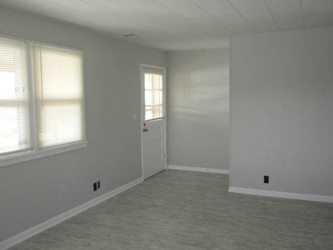 Foto del edificio - 1 Bedroom Country Home with Lake