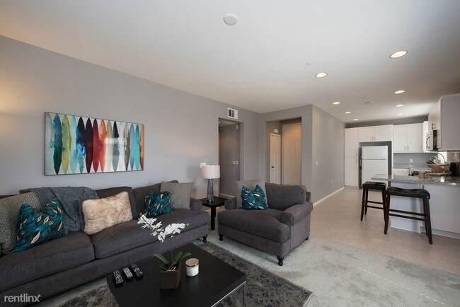 Building Photo - 1 br, 1 bath - 805 S Anaheim Blvd