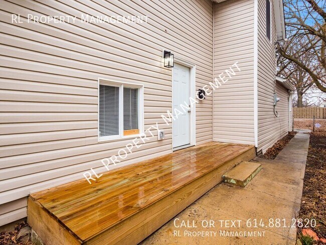 Foto del edificio - WAIVED APPLICATION FEE(S) WITH SIGNED LEAS...