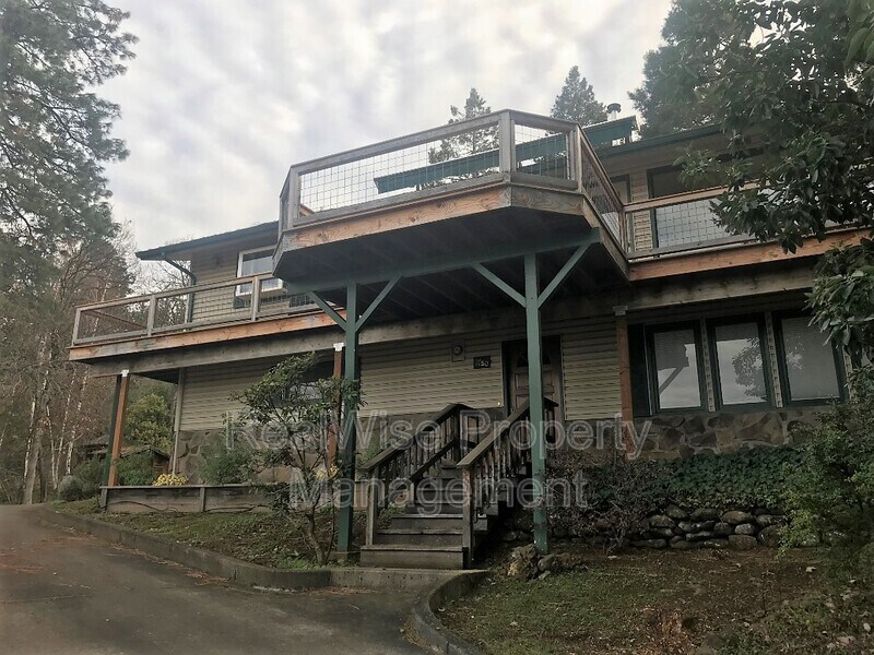 Primary Photo - 1780 Crestview Dr