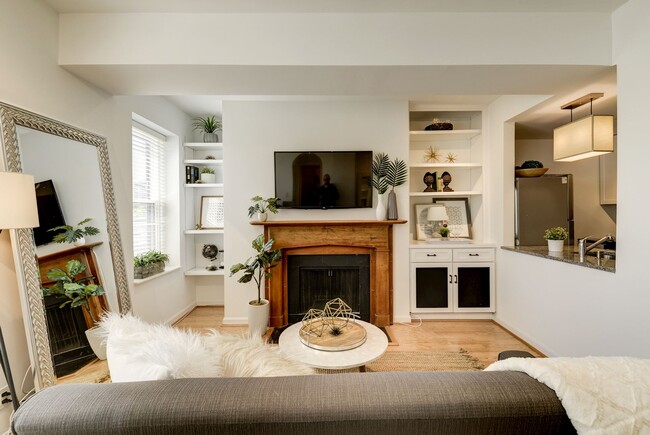 Foto del edificio - 1736 Willard St NW