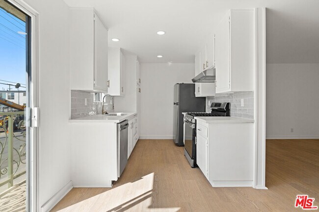 Building Photo - 4350 Berryman Ave