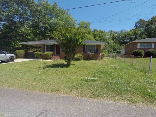 Building Photo - 1500 James Ave