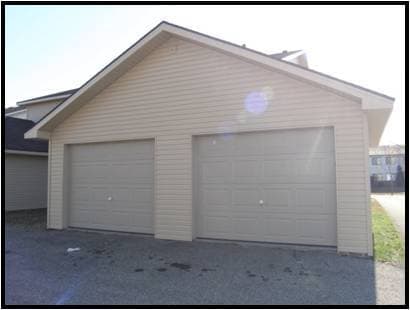 Building Photo - 5762 Ryewyck Dr