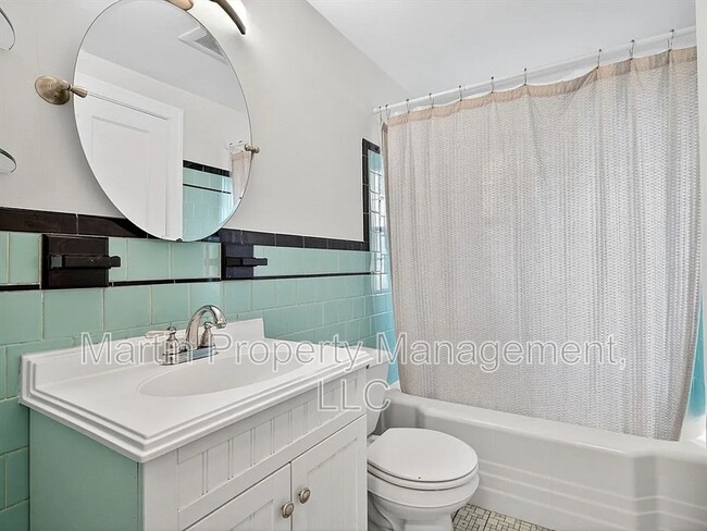 Photo - 37 Pine St House