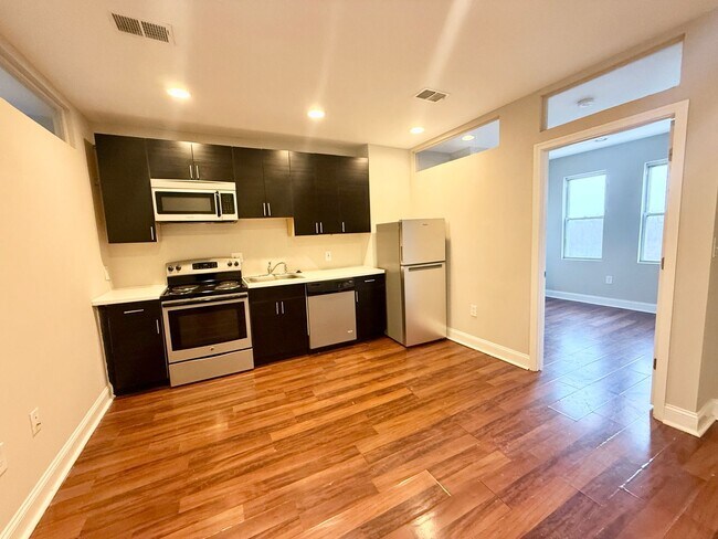 Foto del edificio - 543 Florida Ave NW