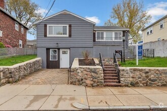 Building Photo - 61 Montmorenci Ave