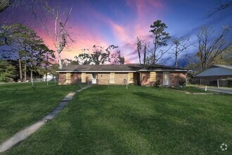Building Photo - 5103 Karu Dr