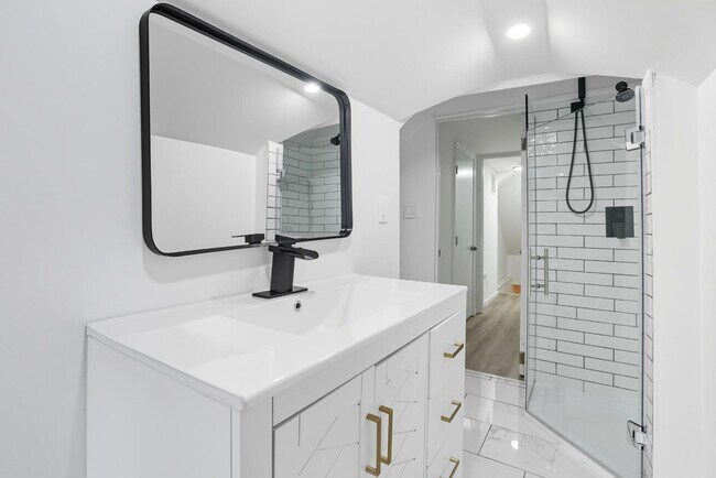 Foto del edificio - 3802 Parkwood St