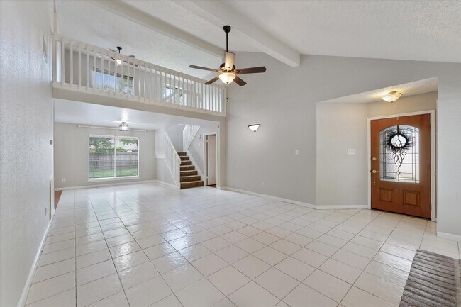 Foto del edificio - 4311 Piney Creek Ln