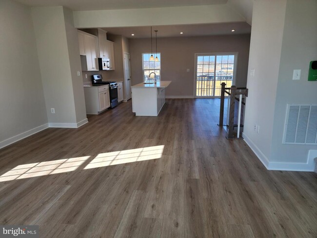 Foto del edificio - 651 Lewes Landing Rd