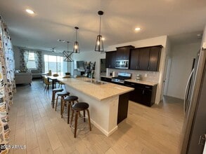 Building Photo - 40629 W Sunland Dr