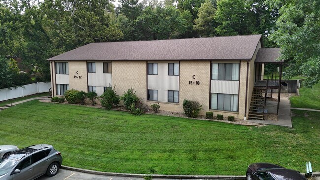 Building Photo - 405 Clayton Dr