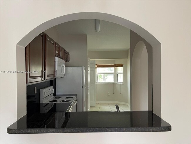 Foto del edificio - 1241 SE 29th St