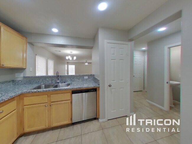 Foto del edificio - 8974 Spring Peeper Ave