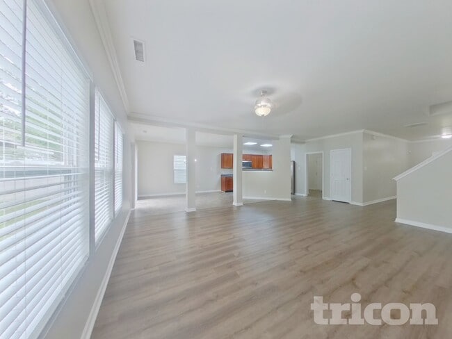 Building Photo - 2069 Durand Rd