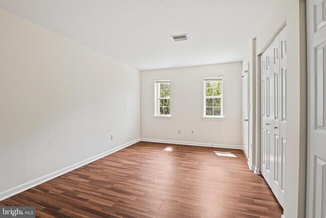 Foto del edificio - 14905 Rydell Rd