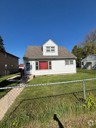 Building Photo - 5449 N 58th St