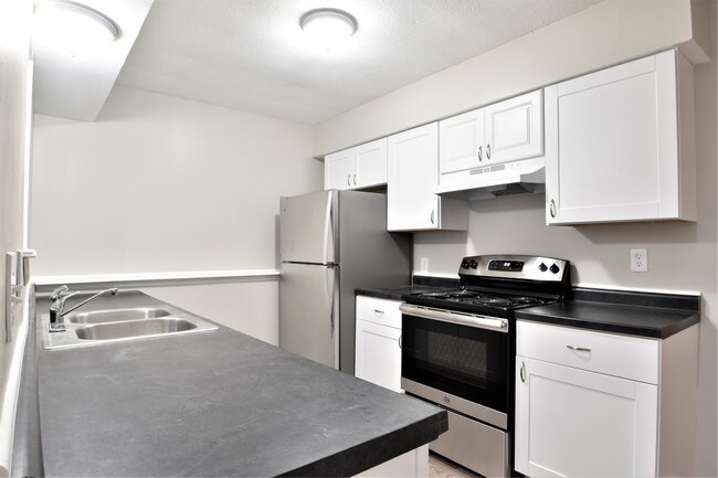 Foto del edificio - 8609 Holmes Rd