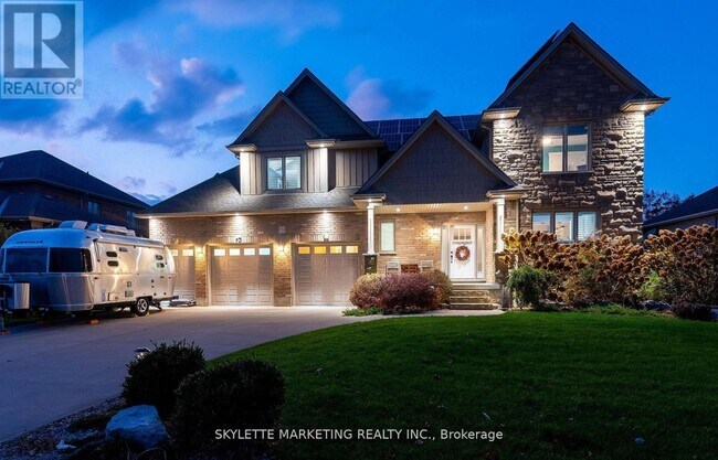 Photo du bâtiment - 536 Juliana Dr