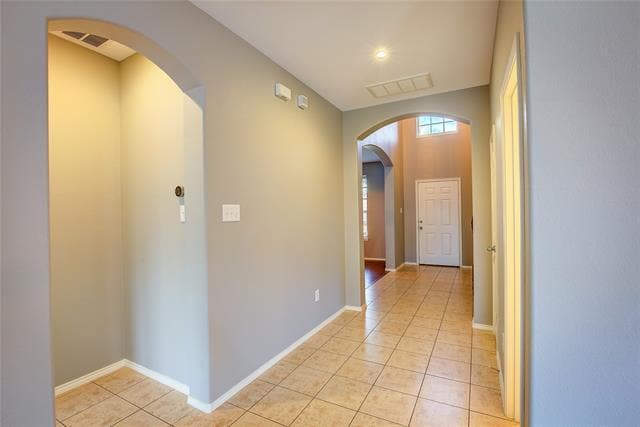 Building Photo - 15628 Landing Creek Ln