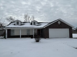 Building Photo - 2312 W Birch St