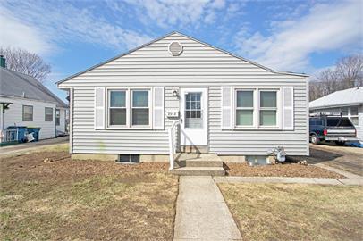 Primary Photo - 2353 N Main St