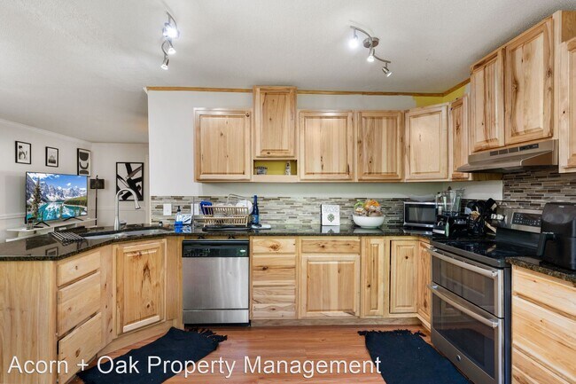 Foto del edificio - 4 br, 3 bath House - 134 Chateau Rd.