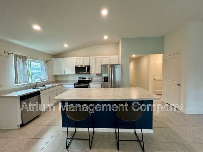 Building Photo - 7457 Ibis Dr
