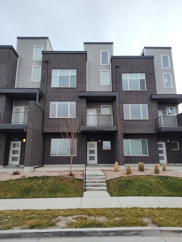 Phenomenal GORGEOUS HOME!! - Phenomenal GORGEOUS HOME!!