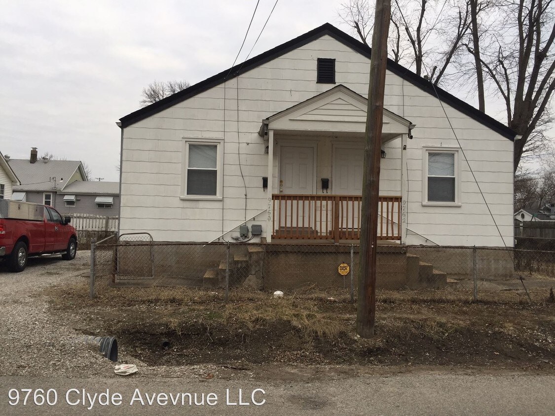 9760 Clyde Ave, Saint Louis, MO 63125 Condo for Rent in Saint Louis