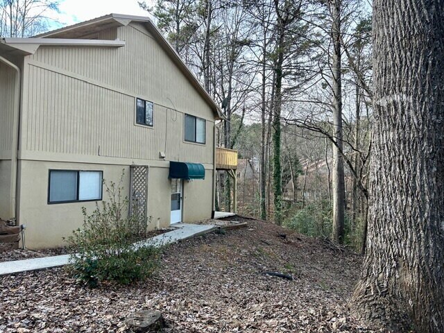 2 bed, 1 bathroom duplex - Seneca, SC - 2 bed, 1 bathroom duplex - Seneca, SC