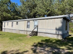 Building Photo - 118 N Sandy Ridge Dr