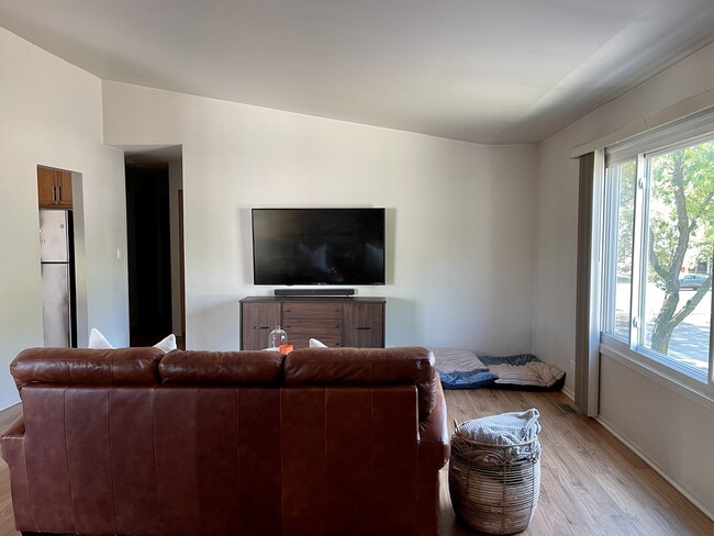 Foto del edificio - 1115 Eisenhower Ct