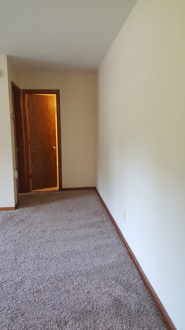 Foto del edificio - 389 74th Ave NE