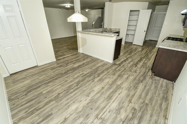 Foto del edificio - 13106 Ingram Gap Ln