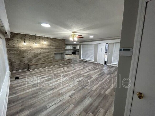 Foto del edificio - 4723 Kingston Hwy