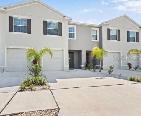 Foto principal - 9230 Rock Harbour Wy