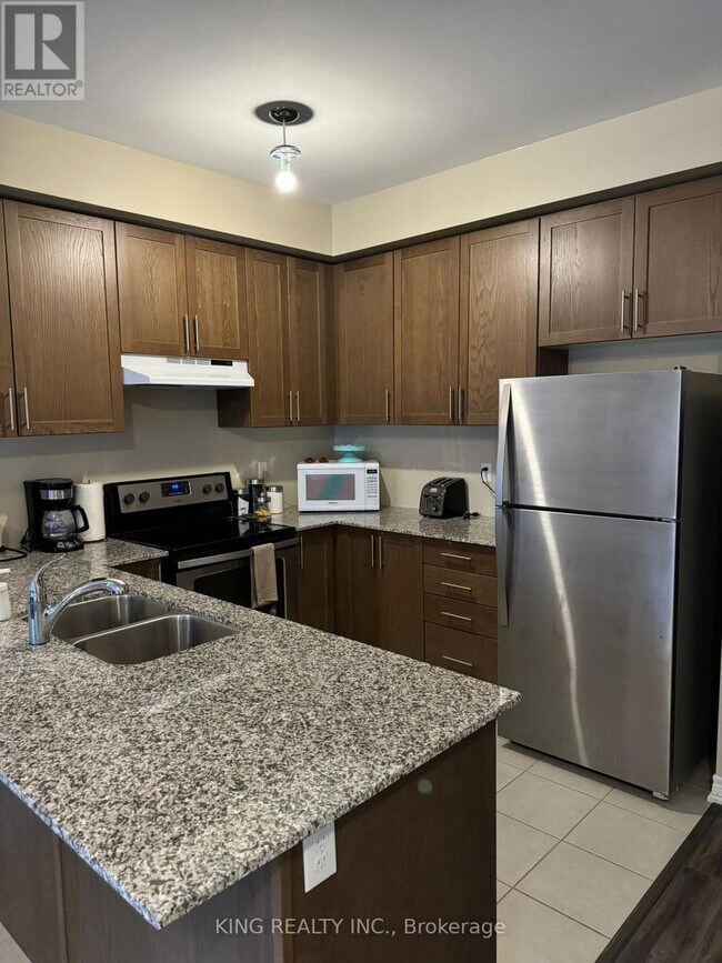 Building Photo - 8 Waterstone Way