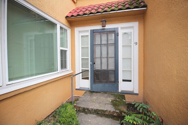 Foto del edificio - 3087 SE Ankeny St