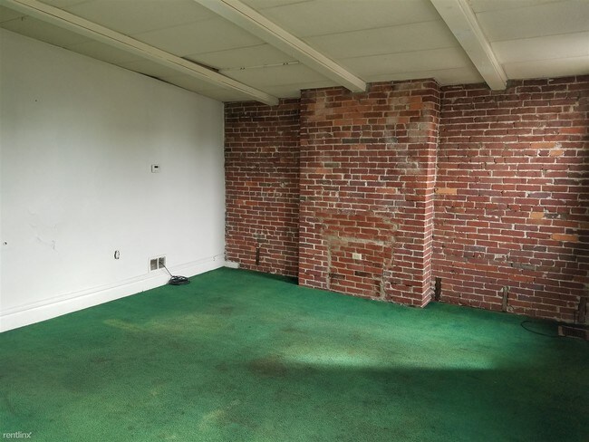 Foto del edificio - 3 br, 1 bath Apartment - 3322 Ward Street