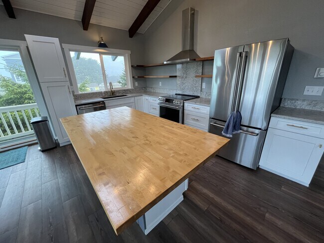 Foto del edificio - 373 Sand Dune Ave NW